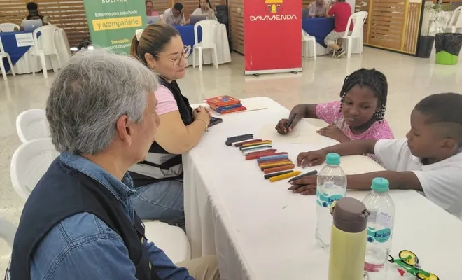 Alcaldía de Cali acompañó a familias afectadas por el sismo con Feria de Servicios en Cosmocentro