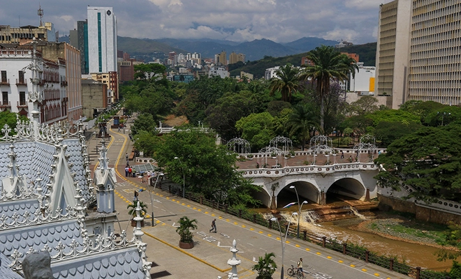 Hacienda activa tres oportunidades para aliviar la economía de los negocios caleños afectados por el terremoto