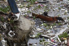 Armitage insta a los caleños a no arrojar basuras en los canales de agua lluvia