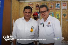 1er encuentro mundial de culturas populares y mercados artesanales, Boulevard del Rio – 29 de abril del 2023 Alcalde de Cali Jorge Iván Ospina y el Secretario de Desarrollo Económico Jarrison Martinez (E)  