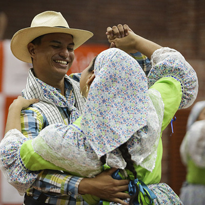 18 grupos representarán a Cali en el XXX Encuentro Nacional e Internacional de Danzas Folclóricas Mercedes Montaño