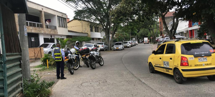 Secretaría de Movilidad erradicó el terminalito de taxistas ubicado en el barrio La Flora