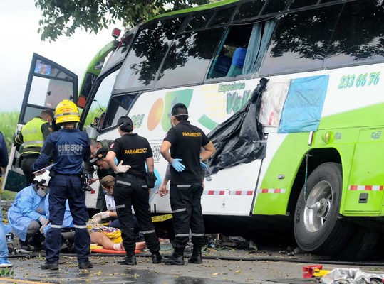 Buses y conductores que transportaban venezolanos fueron inspeccionados antes de iniciar el viaje a Cúcuta