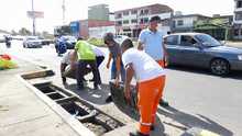 Funcionarios de Movilidad trabajan incansablemente en la limpieza de la ciudad