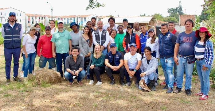 Huertas Urbanas del Jarillón del río Cauca impresionaron a delegados de ONU Hábitat