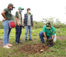 Con restauración ambiental en La Viga, Dagma conmemora el Día Mundial contra el Cambio Climático