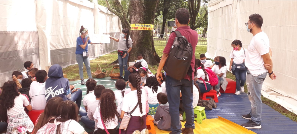 Carpa de la Red de Bibliotecas Públicas, epicentro de estudiantes en la FilCali 2021