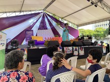 Así se desarrolló el primer día de la Feria Económica Violeta de Corazón por las Mujeres