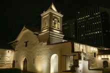 ‘Semana Santa en mi Cali bella’ se ilumina con hitos ornamentales como el Cerro de las Tres Cruces y la iglesia de San Antonio