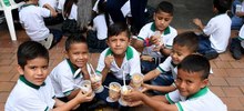 Armitage entrega la primera tienda escolar 100% saludable del país, en una escuela pública de Cali