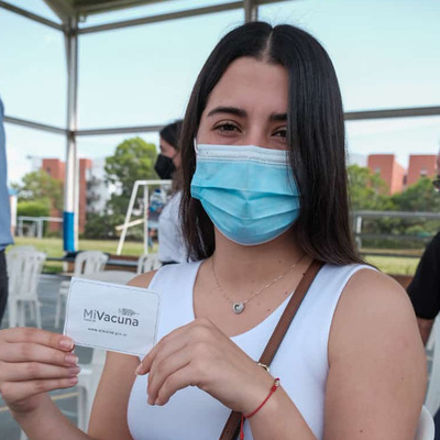 Así funciona la exigencia del carné de vacunación a viajeros internacionales que ingresan a Colombia