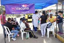Conductores de servicio público acudieron a jornada especial de vacunación contra la covid-19
