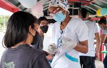 Con la ‘Chiva vacunadora’, 500 personas apostaron por la vida y en contra de la covid-19 