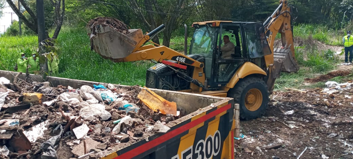 Más de 178 toneladas de residuos se recogieron en la autopista Simón Bolívar