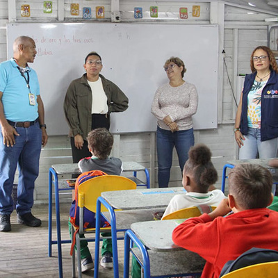 IEO Navarro recibió la visita de la Secretaria de Educación