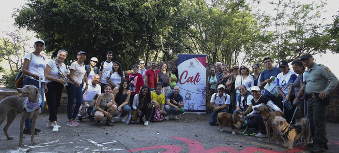 Recorrido cultural en San Antonio: mascotas hicieron parte de la celebración del ‘Día Mundial del Turismo’